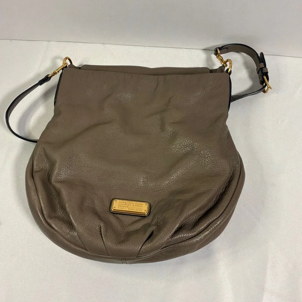 Marc By Marc Jacobs Hillier Hobo Bag Large Taupe Leather Crossbody Handbag